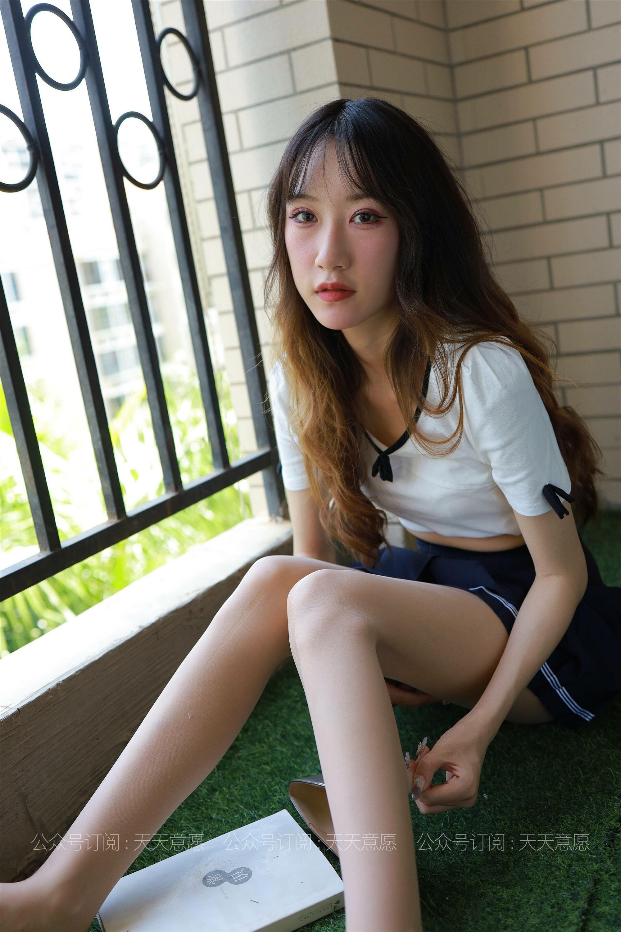 IESS异思趣向 - 模特：怡怡《长腿少女》